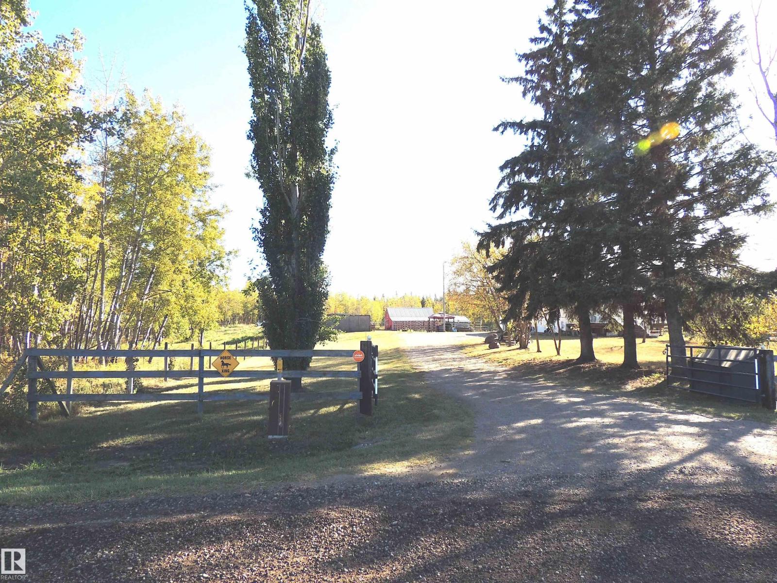 23005 Twp Road 572, Rural Sturgeon County, Alberta  T0A 1N5 - Photo 4 - E4459899