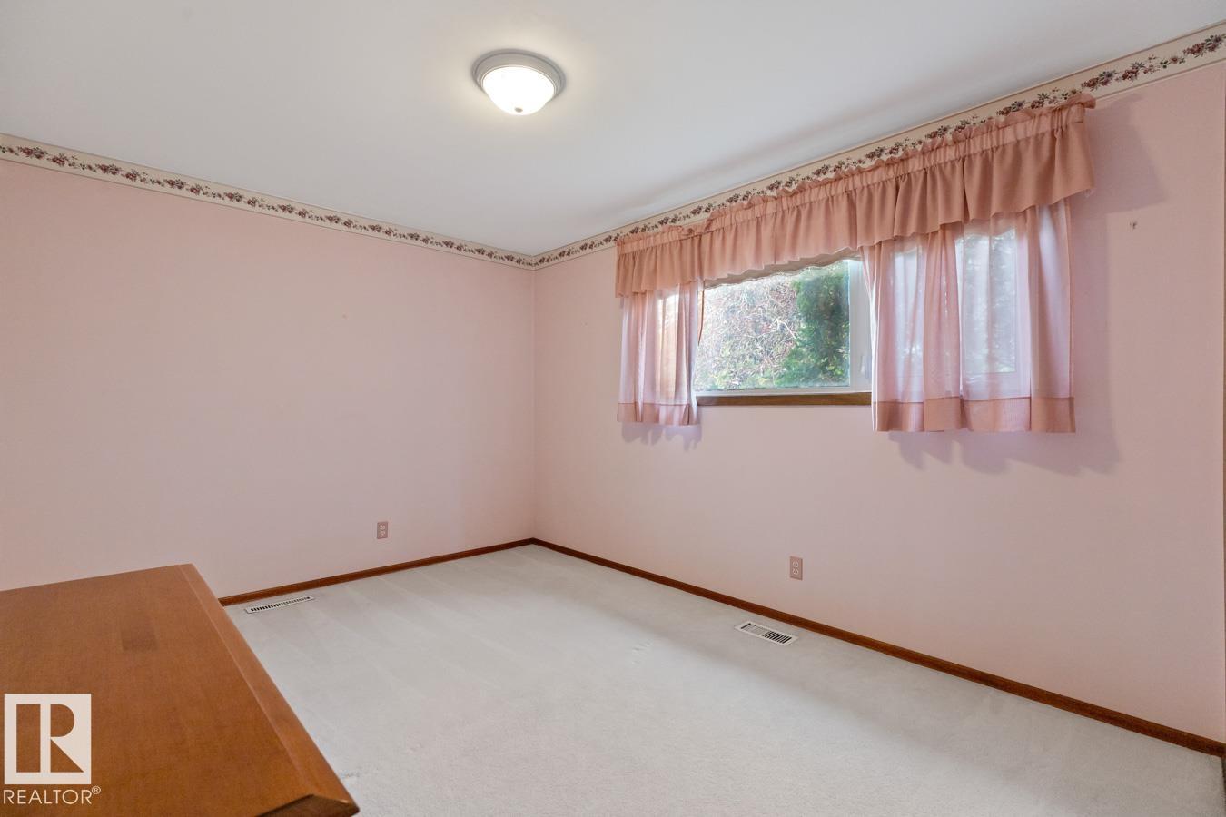 4215 117 St Nw, Edmonton, Alberta  T6J 1T5 - Photo 18 - E4460210