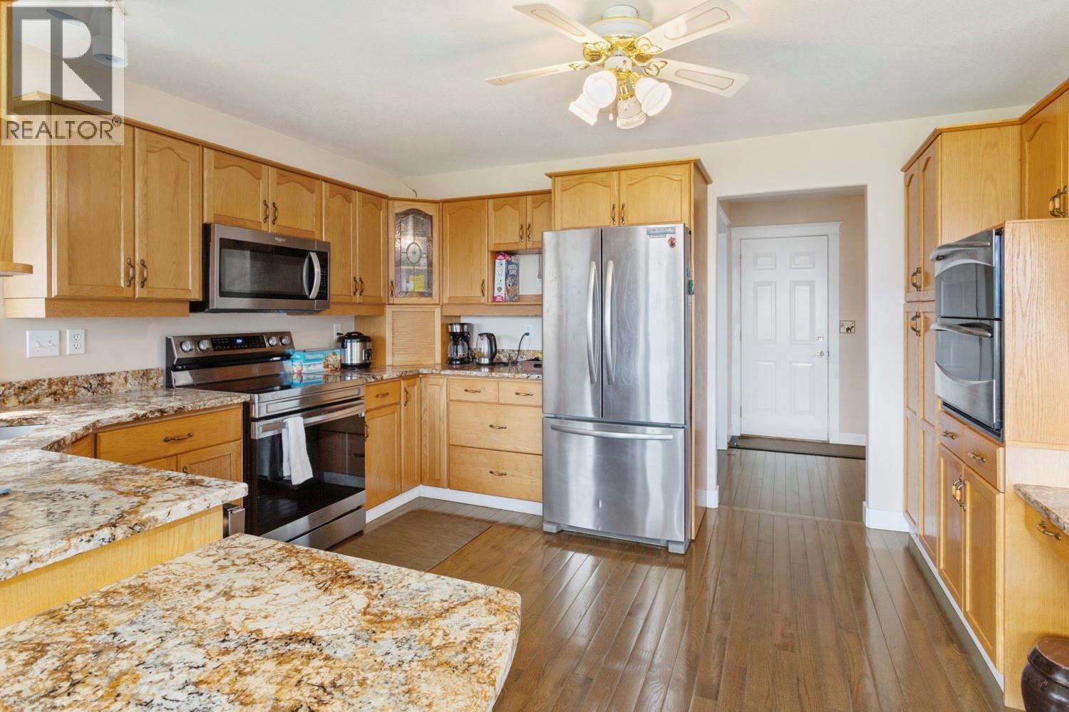 1047 Westview Road, Wynndel, British Columbia V0B 2N0 - Photo 4 - 10348474