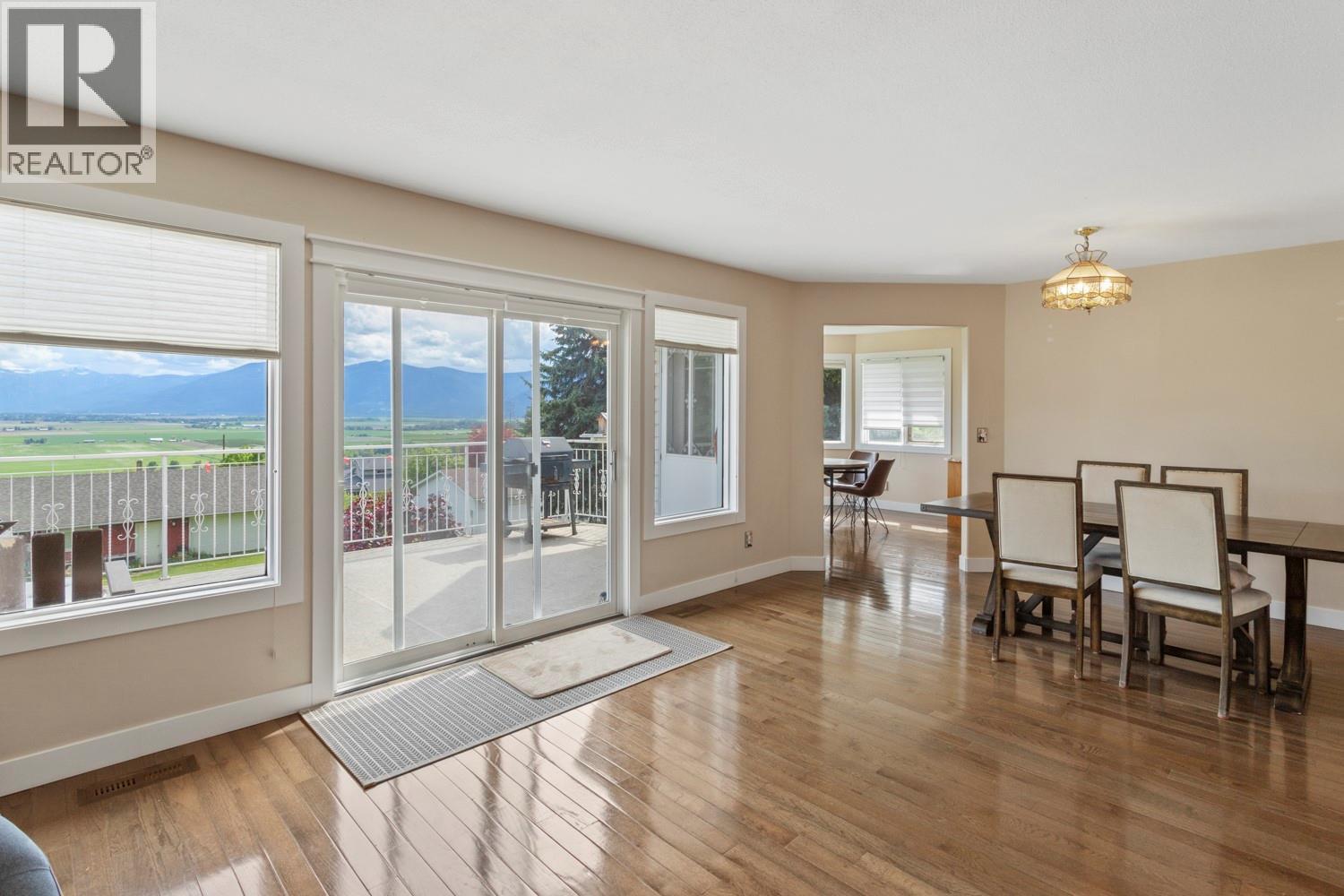 1047 Westview Road, Wynndel, British Columbia V0B 2N0 - Photo 7 - 10348474