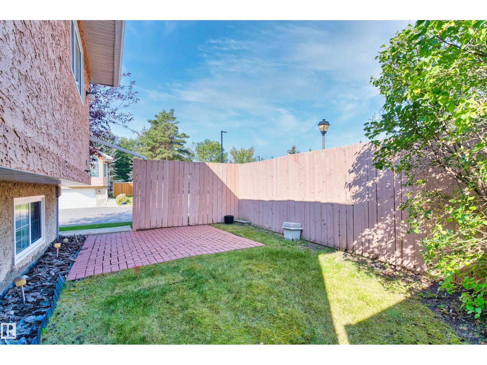 #101 11115 9 Av Nw, Edmonton, Alberta  T6J 6Z1 - Photo 26 - E4460214