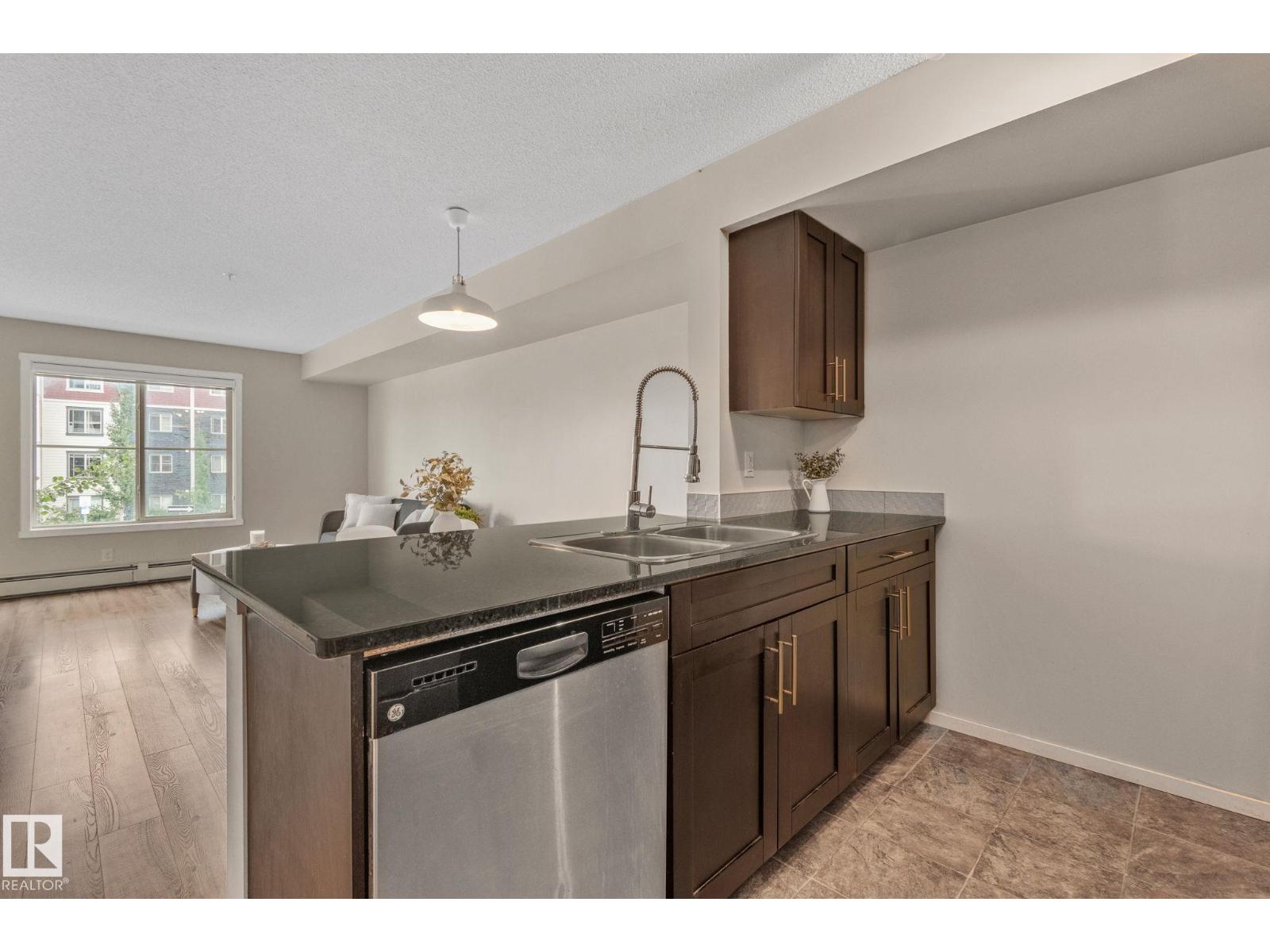 #210 5804 Mullen Pl Nw, Edmonton, Alberta  T6R 0W3 - Photo 10 - E4452385