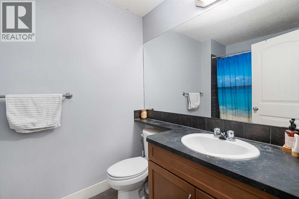 4, 218 Village Terrace Sw, Calgary, Alberta  T3H 2L4 - Photo 24 - A2244594