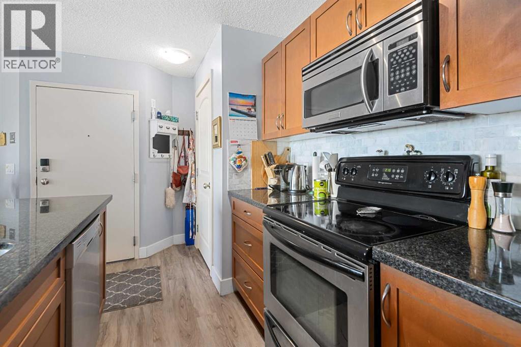 4, 218 Village Terrace Sw, Calgary, Alberta  T3H 2L4 - Photo 8 - A2244594