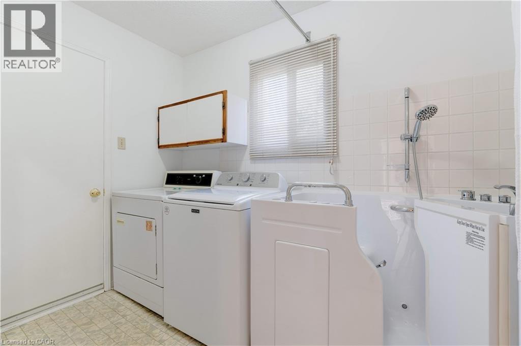 5255 Tagish Court, Mississauga, Ontario  L5R 2N6 - Photo 9 - 40770989