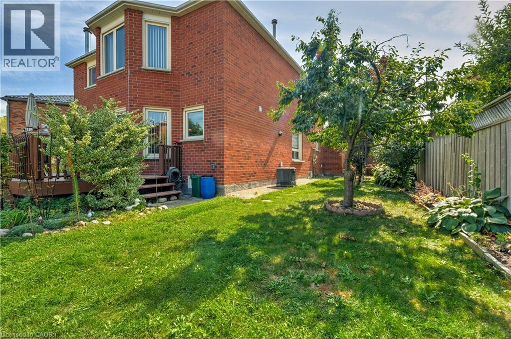 5255 Tagish Court, Mississauga, Ontario  L5R 2N6 - Photo 36 - 40770989