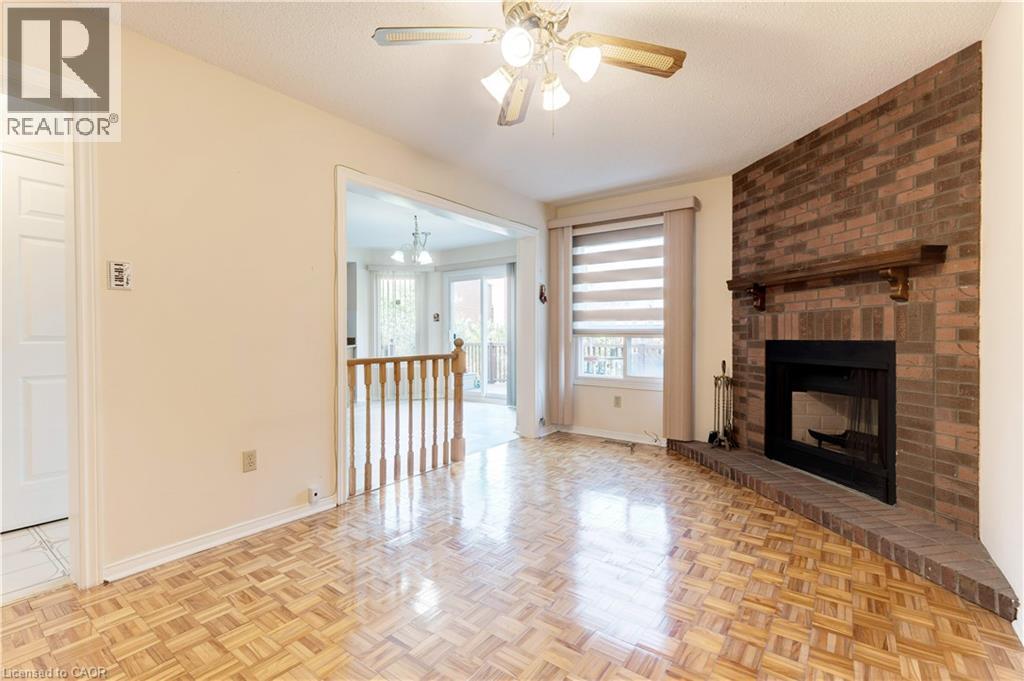 5255 Tagish Court, Mississauga, Ontario  L5R 2N6 - Photo 5 - 40770989