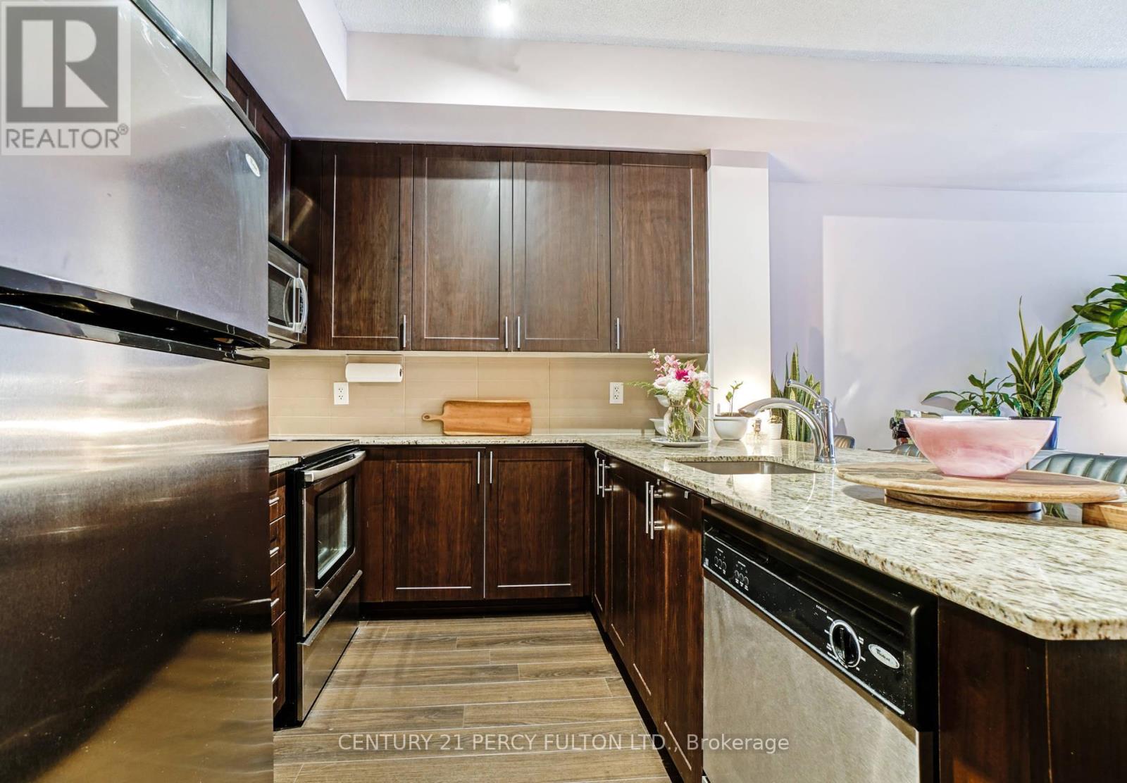 223 - 560 Front Street, Toronto, Ontario  M5V 1C1 - Photo 9 - C12437106