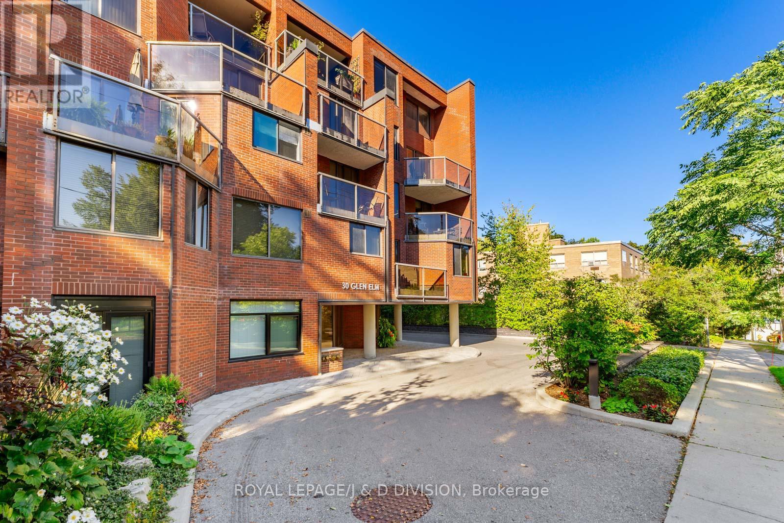 305 - 30 GLEN ELM AVENUE, Toronto, Ontario