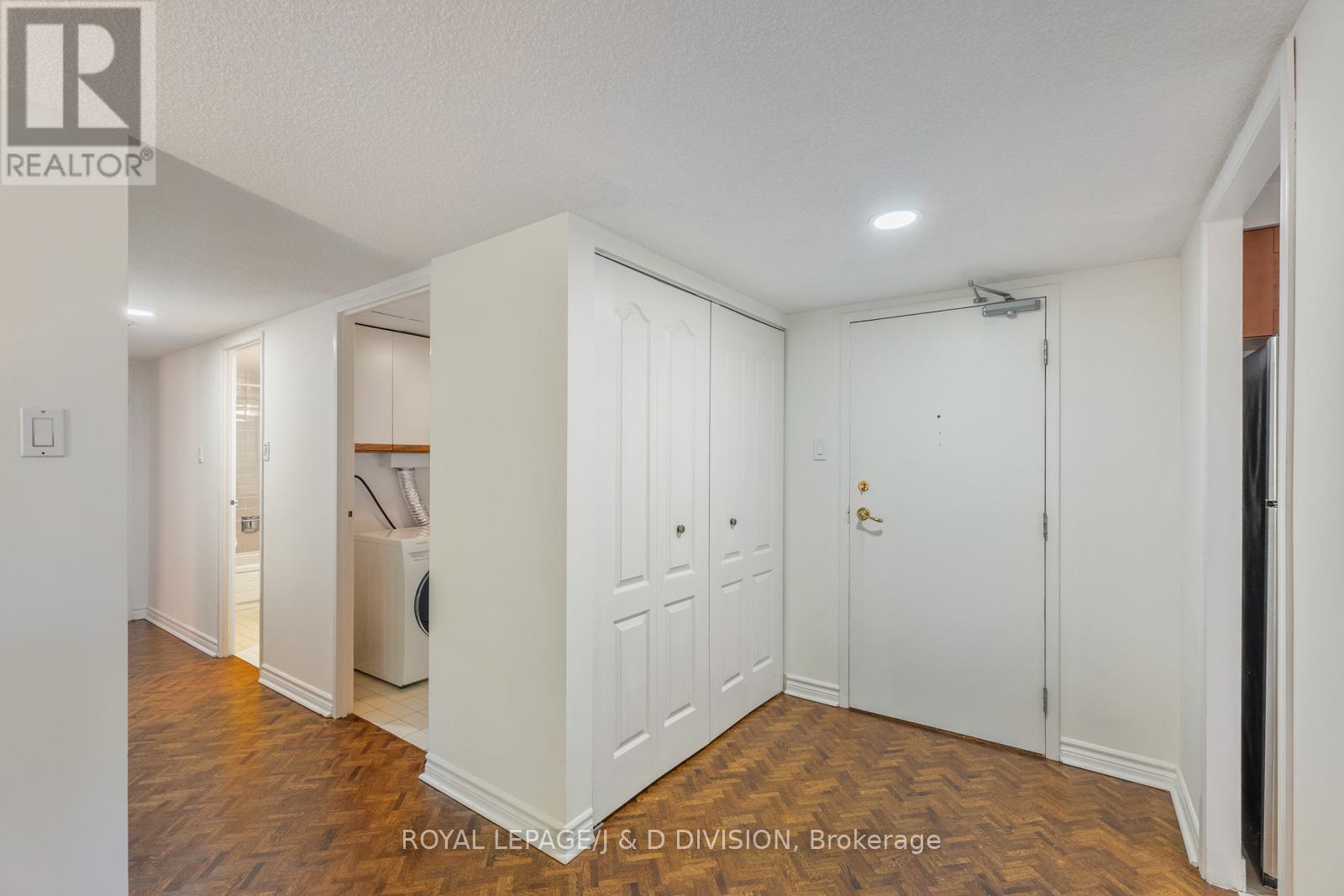 305 - 30 Glen Elm Avenue, Toronto, Ontario  M4T 1T7 - Photo 4 - C12437117