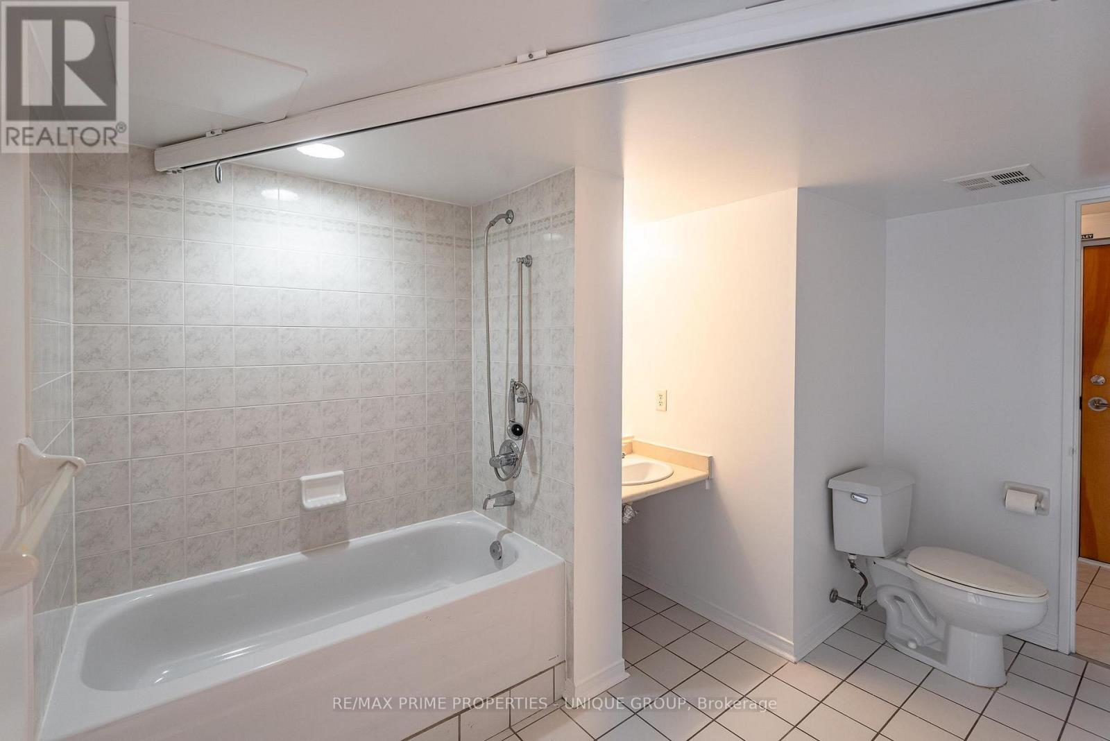 703 - 39 Parliament Street, Toronto, Ontario  M5A 4R2 - Photo 18 - C12437120