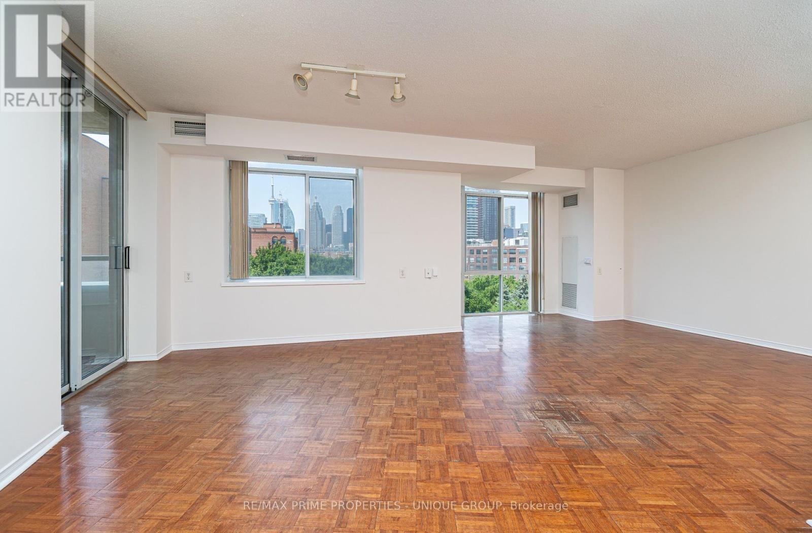 703 - 39 Parliament Street, Toronto, Ontario  M5A 4R2 - Photo 8 - C12437120