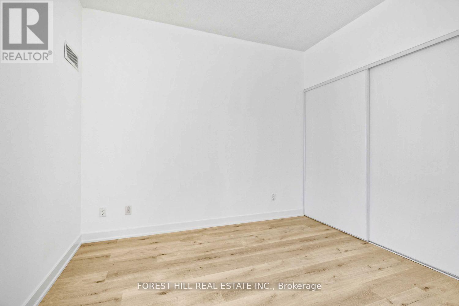 3210 - 33 Charles Street E, Toronto, Ontario  M4Y 1R9 - Photo 13 - C12437121