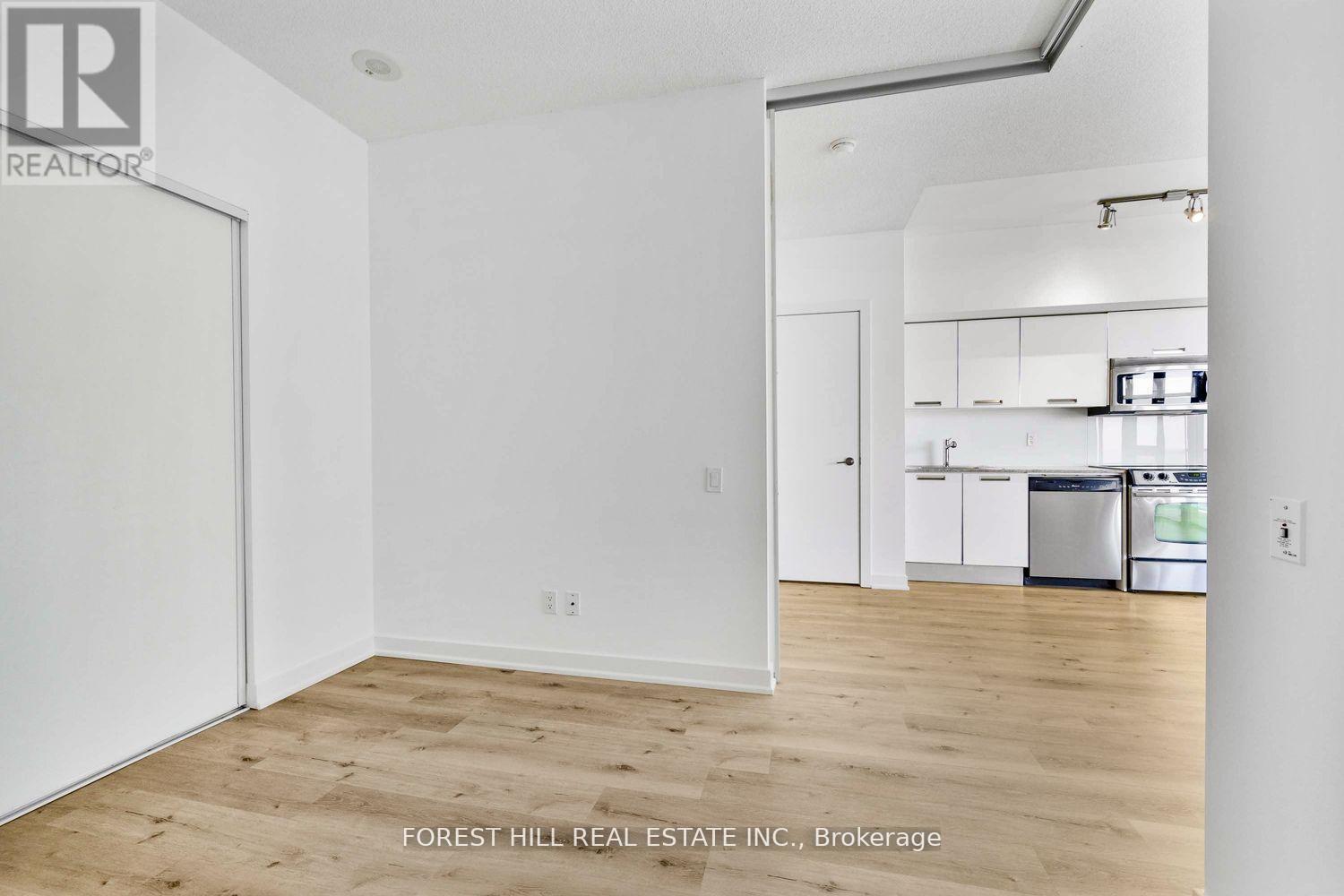 3210 - 33 Charles Street E, Toronto, Ontario  M4Y 1R9 - Photo 15 - C12437121