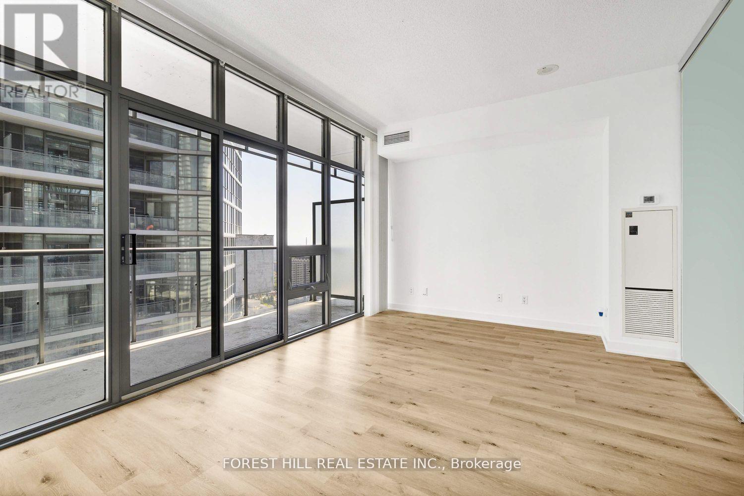 3210 - 33 Charles Street E, Toronto, Ontario  M4Y 1R9 - Photo 2 - C12437121