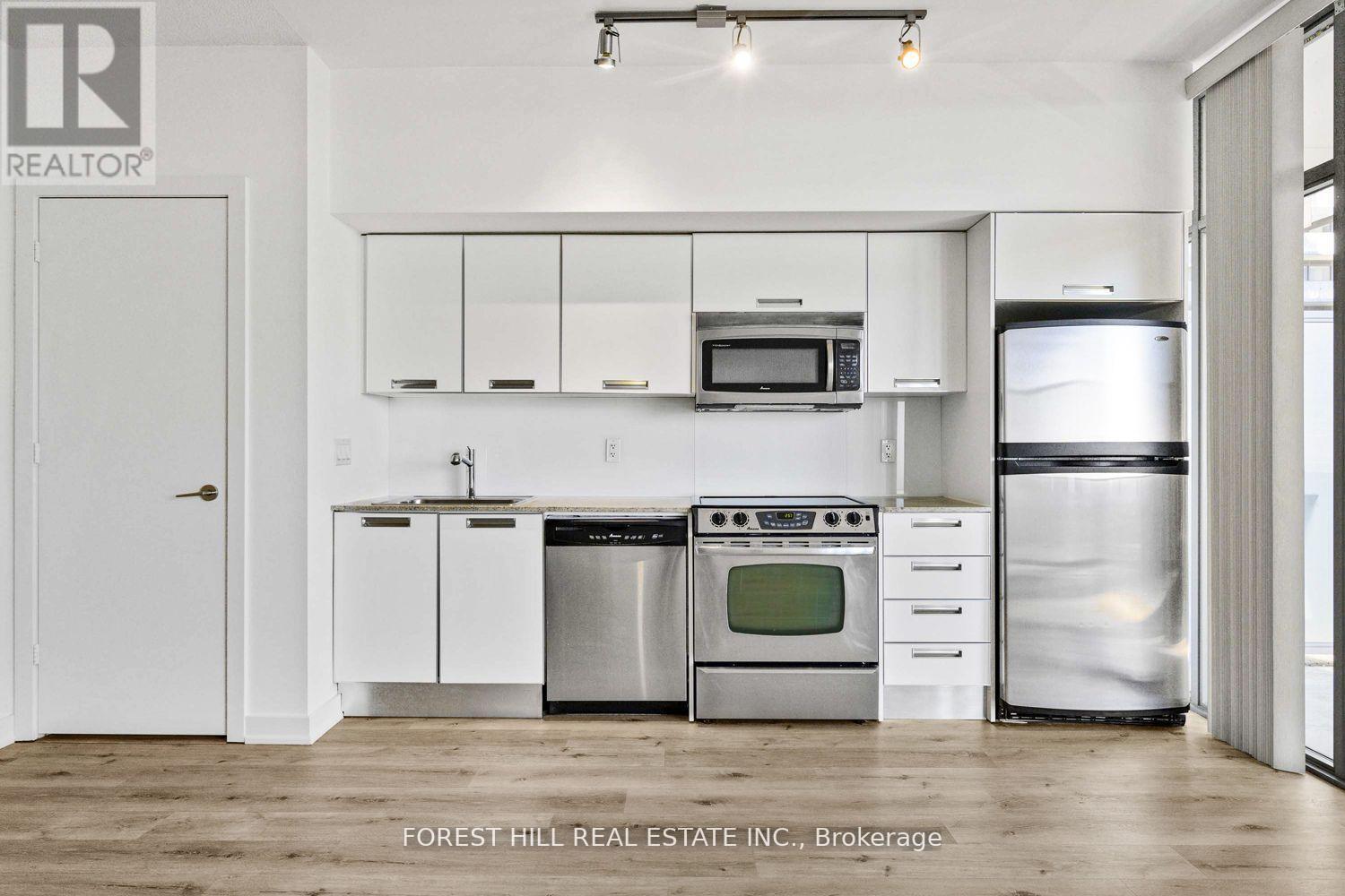 3210 - 33 Charles Street E, Toronto, Ontario  M4Y 1R9 - Photo 8 - C12437121