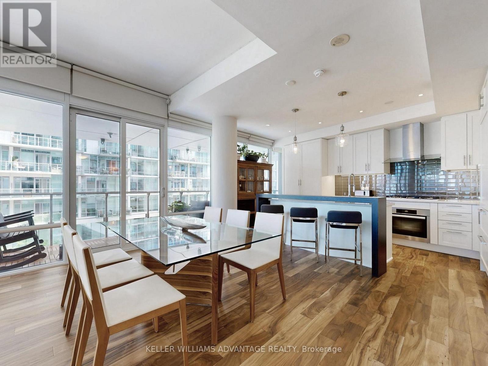 401 - 29 Queens Quay E, Toronto, Ontario  M5E 0A4 - Photo 11 - C12437158