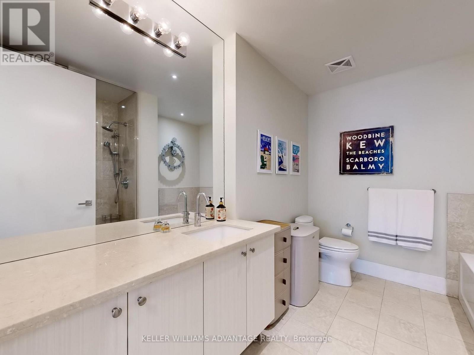 401 - 29 Queens Quay E, Toronto, Ontario  M5E 0A4 - Photo 22 - C12437158