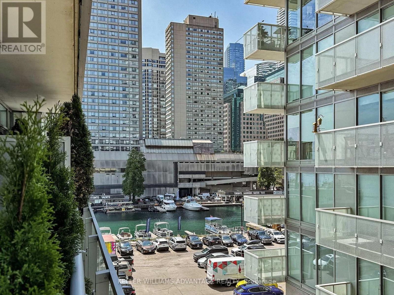 401 - 29 Queens Quay E, Toronto, Ontario  M5E 0A4 - Photo 29 - C12437158
