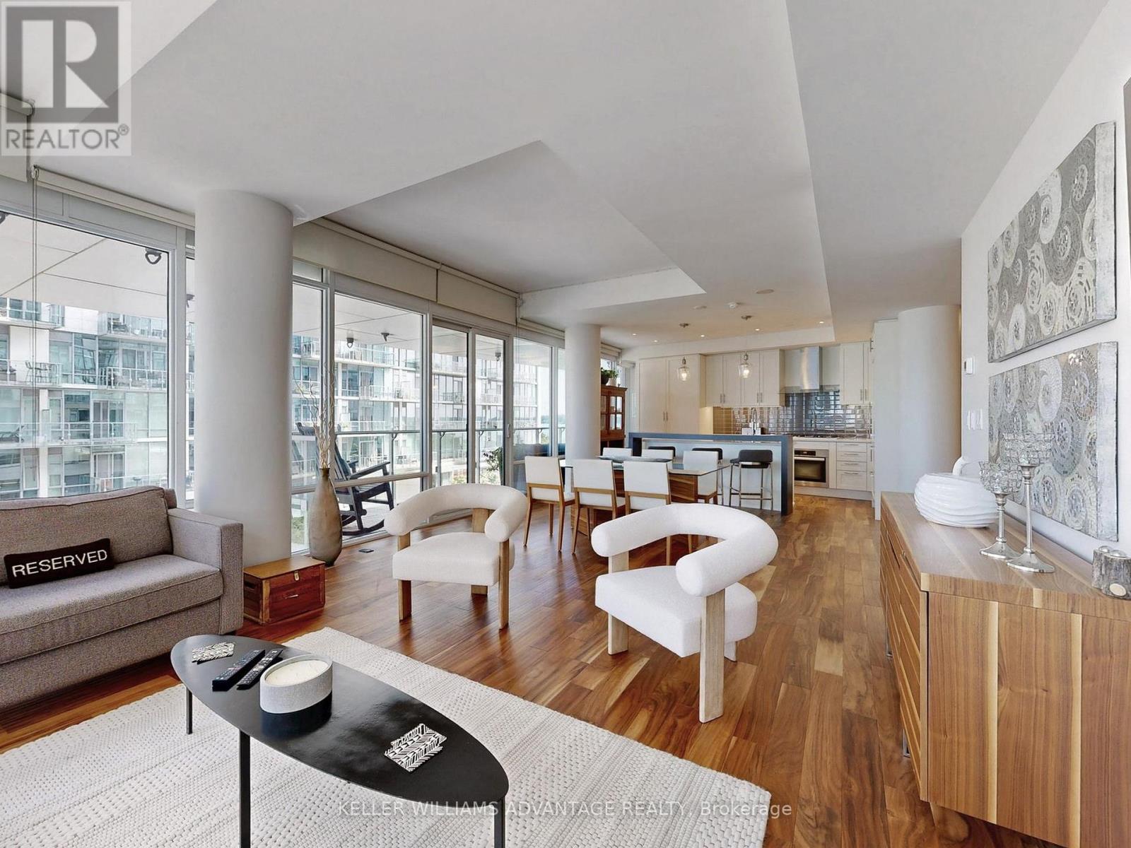 401 - 29 Queens Quay E, Toronto, Ontario  M5E 0A4 - Photo 4 - C12437158