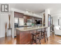 1203 - 900 MOUNT PLEASANT ROAD, Toronto, Ontario