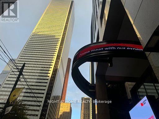 B101 - 121 KING STREET W, Toronto, Ontario