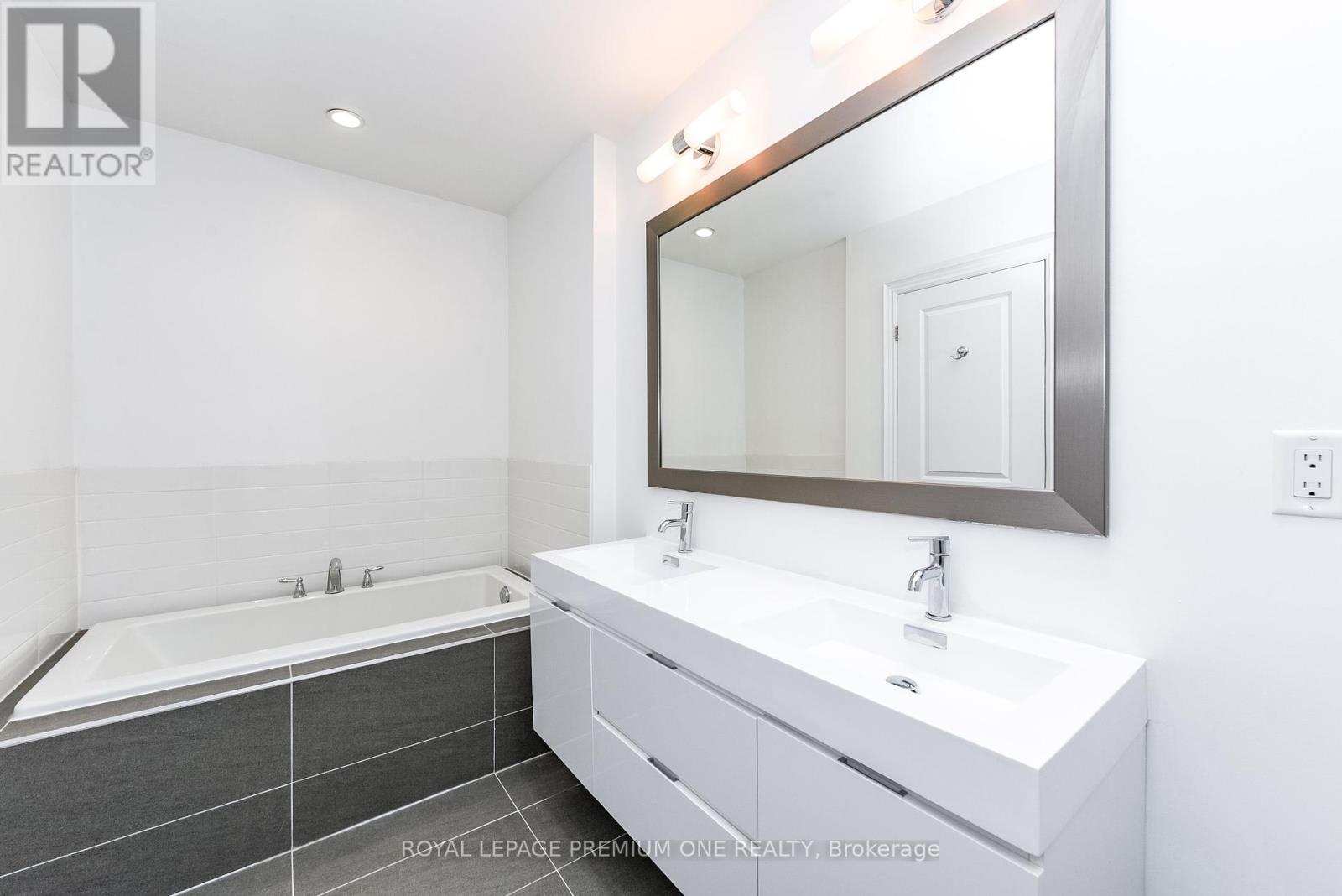11 - 1145 Ossington Avenue, Toronto, Ontario  M6G 0A3 - Photo 33 - C12437219
