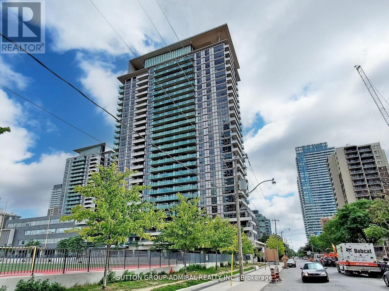 1916 - 70 Roehampton Avenue W, Toronto, Ontario  M4P 1R2 - Photo 1 - C12437220