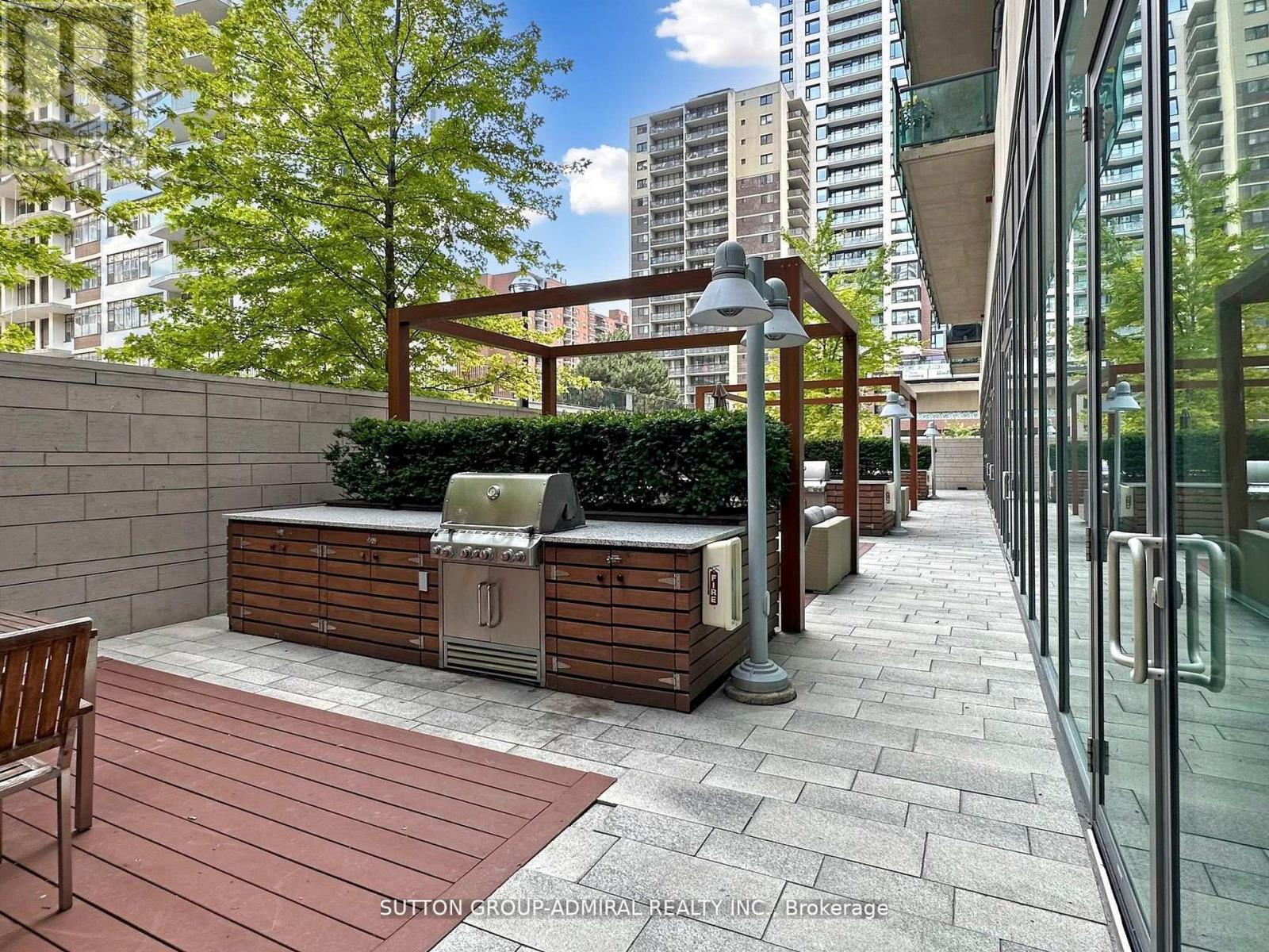 1916 - 70 Roehampton Avenue W, Toronto, Ontario  M4P 1R2 - Photo 33 - C12437220