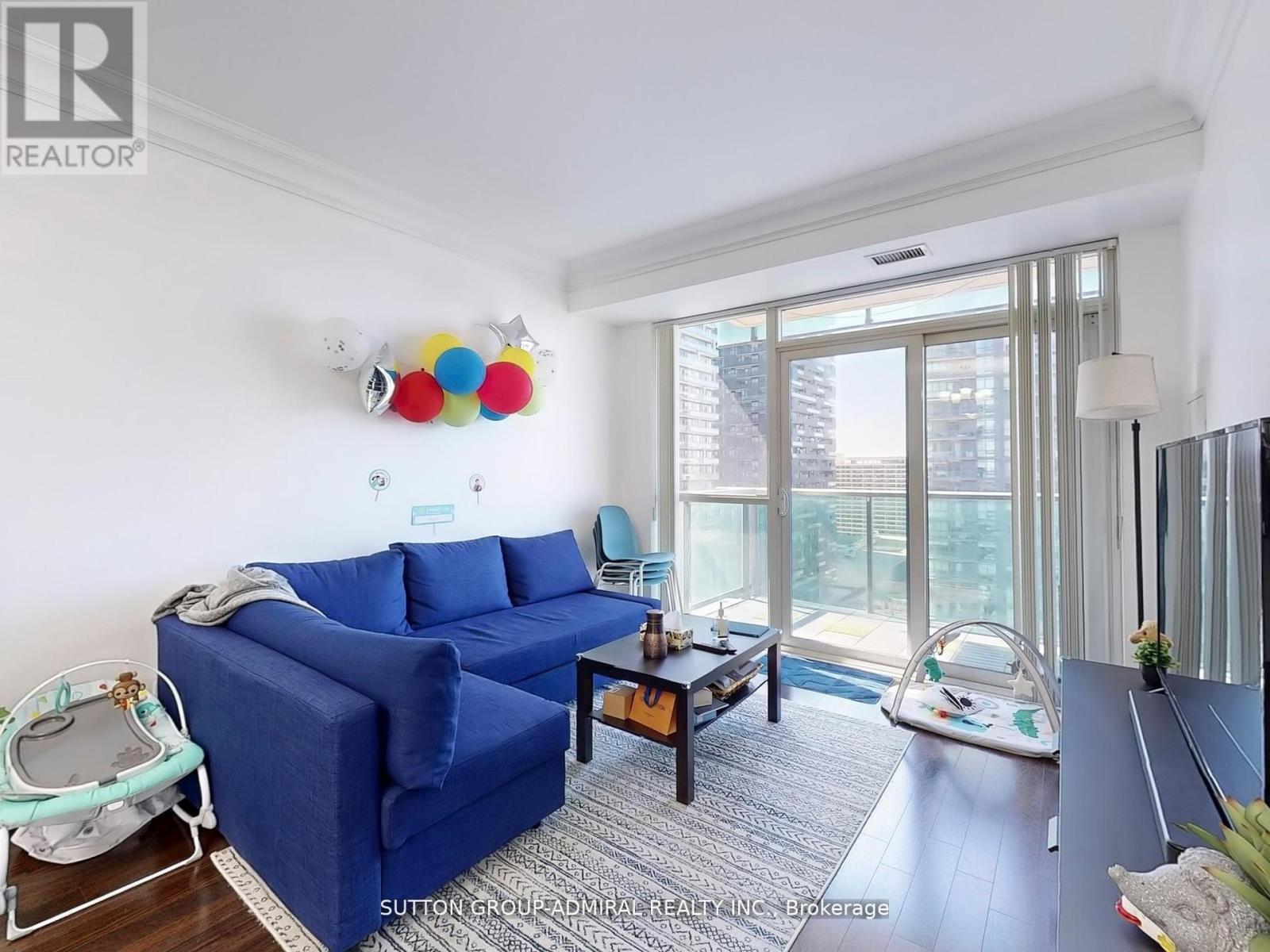 1916 - 70 Roehampton Avenue W, Toronto, Ontario  M4P 1R2 - Photo 5 - C12437220
