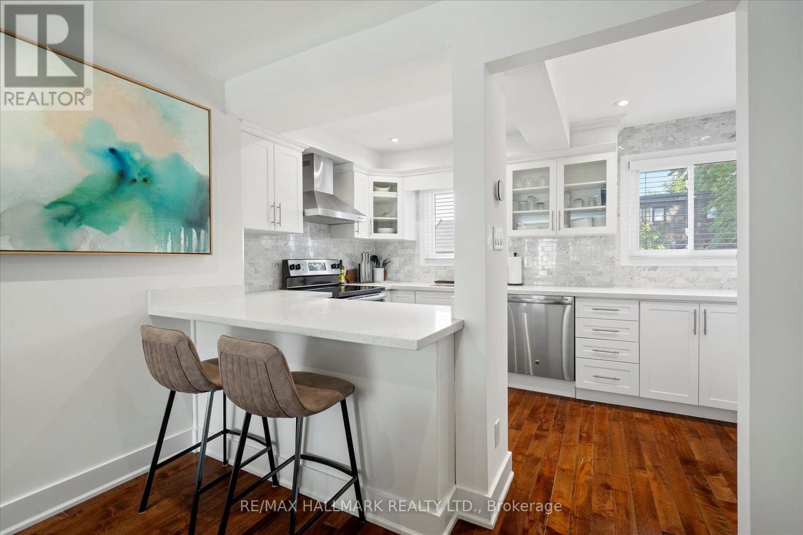 18 Sydenham Street, Toronto, Ontario  M5A 4H6 - Photo 16 - C12437235