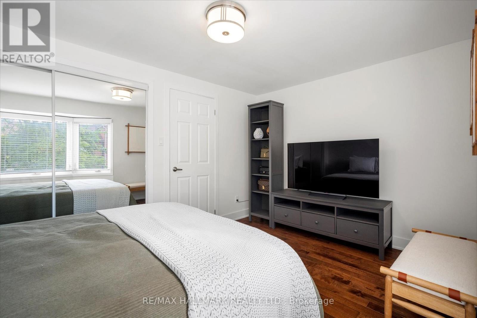 18 Sydenham Street, Toronto, Ontario  M5A 4H6 - Photo 25 - C12437235