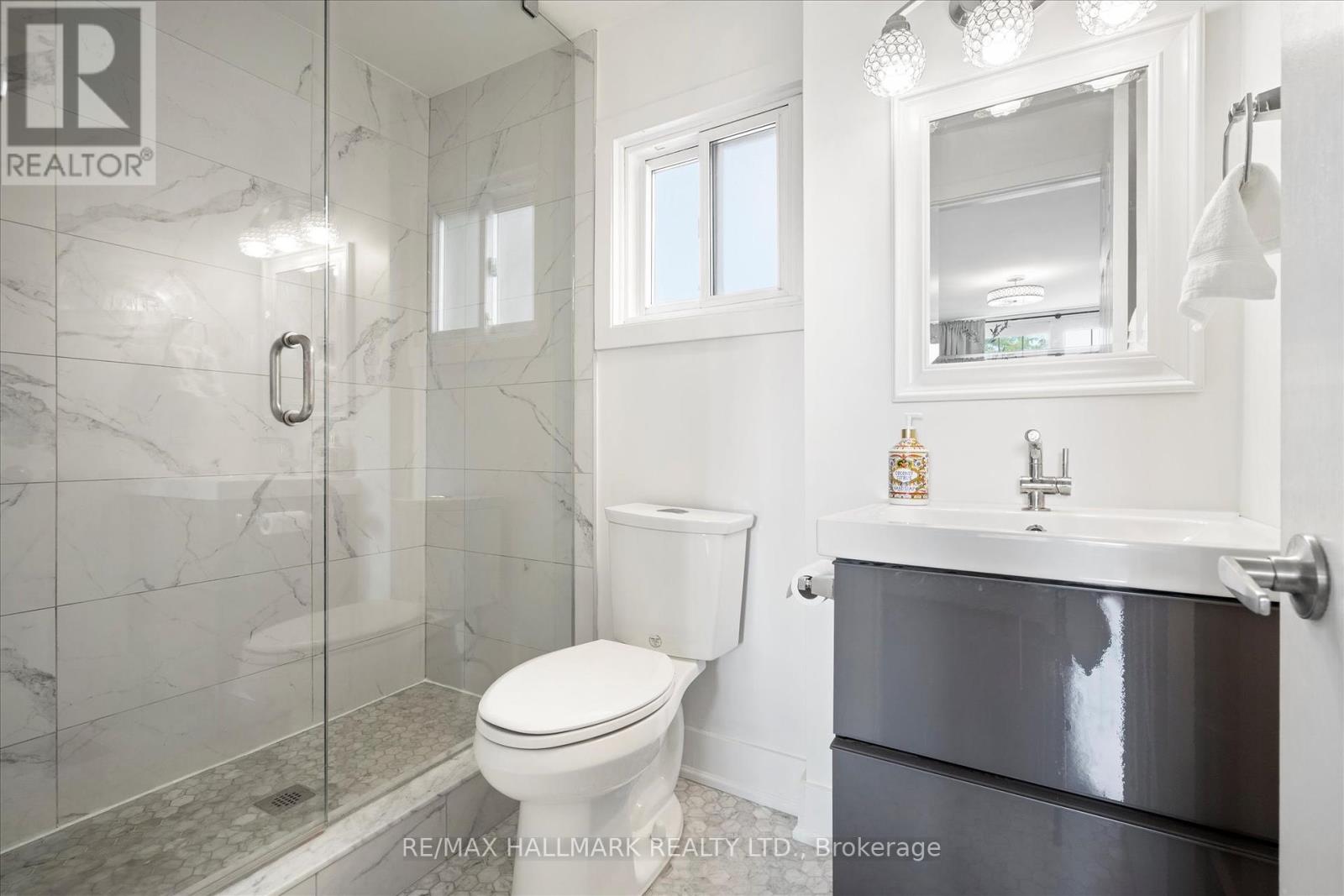 18 Sydenham Street, Toronto, Ontario  M5A 4H6 - Photo 30 - C12437235