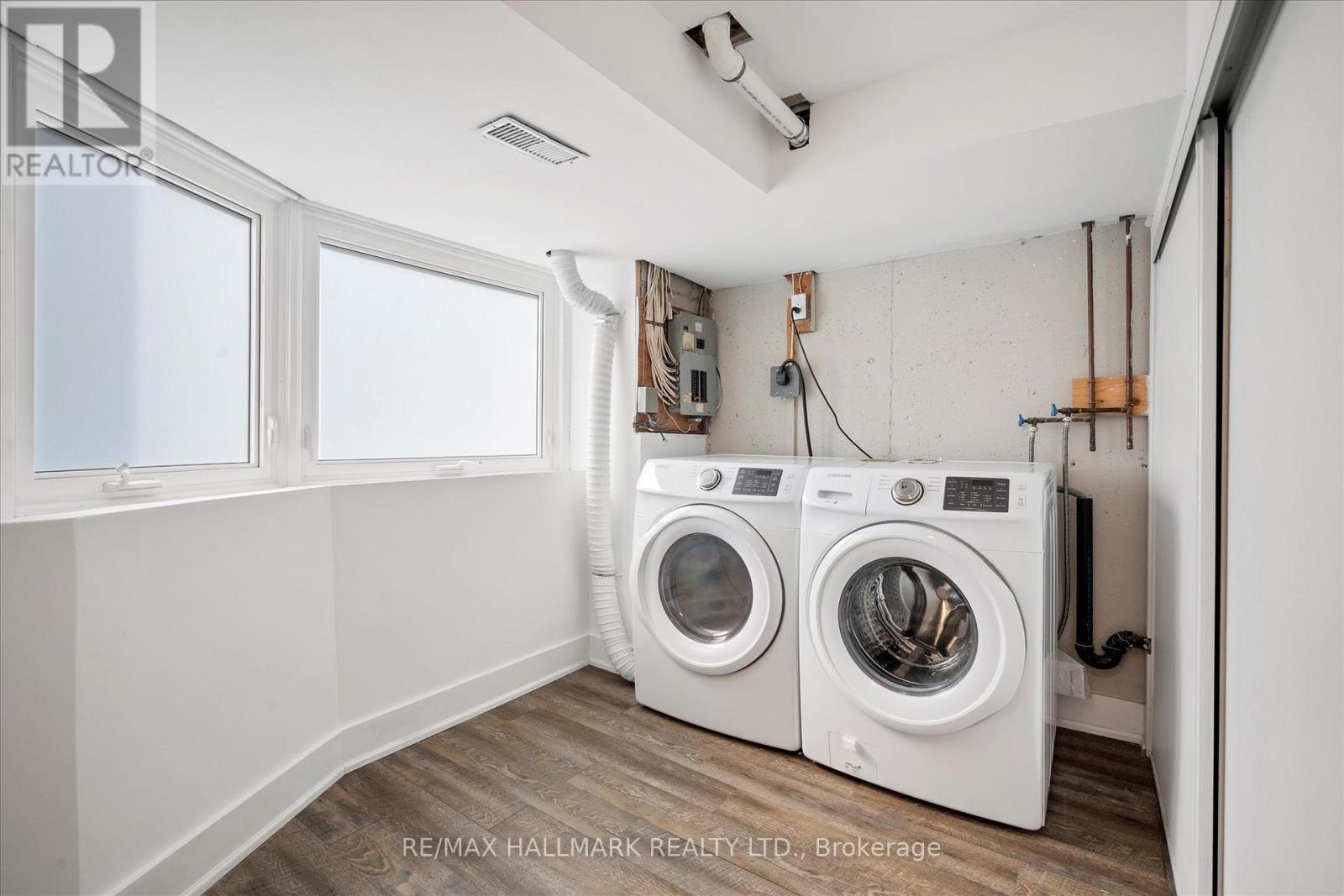 18 Sydenham Street, Toronto, Ontario  M5A 4H6 - Photo 36 - C12437235
