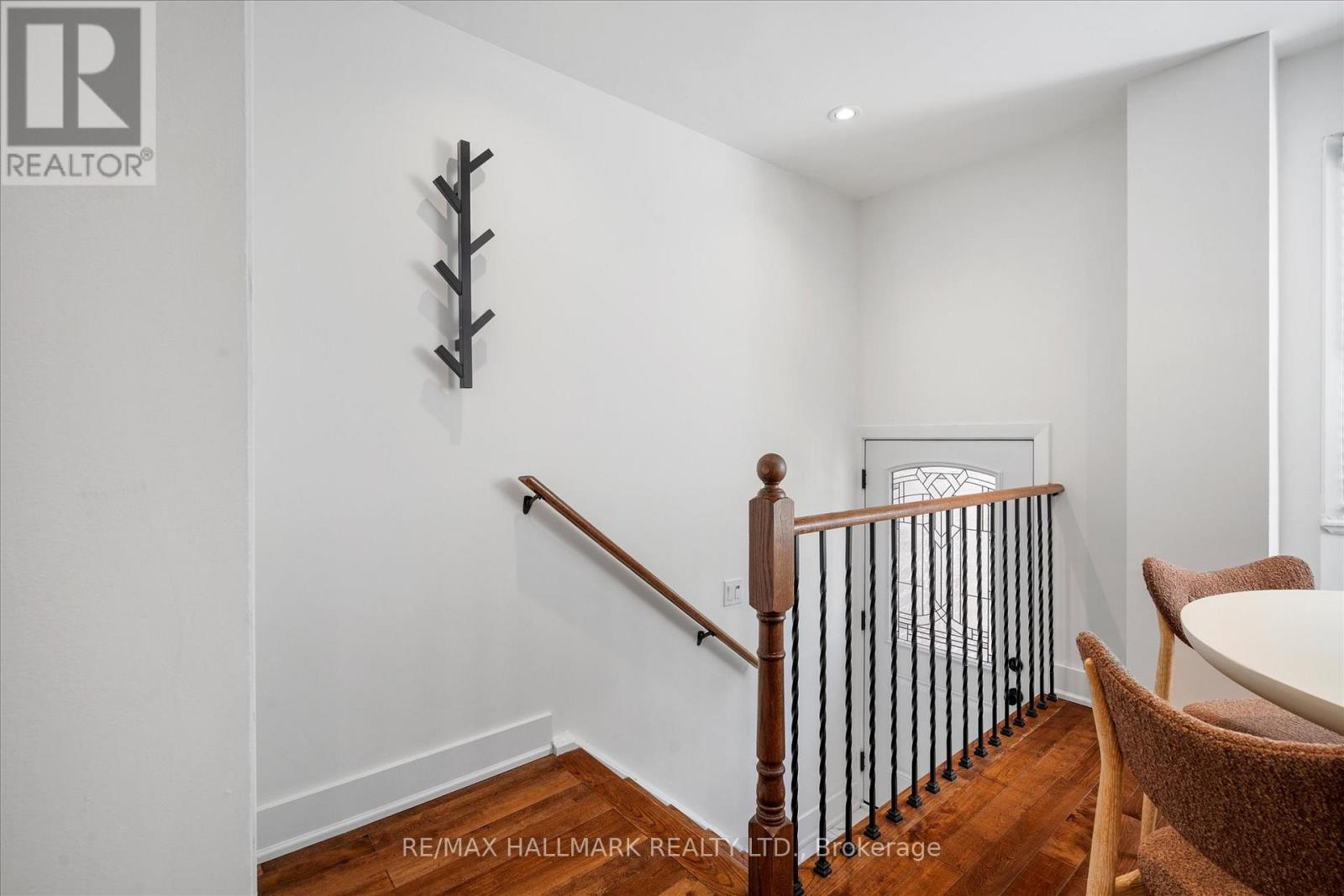 18 Sydenham Street, Toronto, Ontario  M5A 4H6 - Photo 4 - C12437235