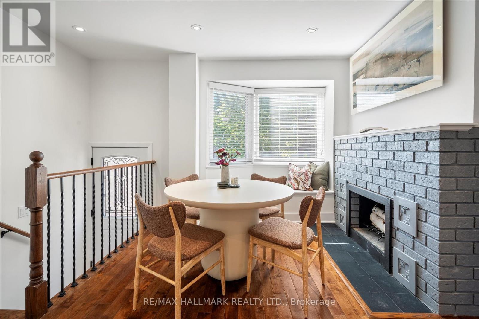 18 Sydenham Street, Toronto, Ontario  M5A 4H6 - Photo 7 - C12437235