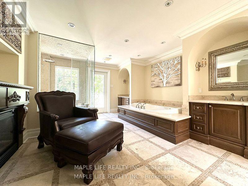 16 Brian Cliff Drive, Toronto, Ontario  M3B 2G2 - Photo 20 - C12437239