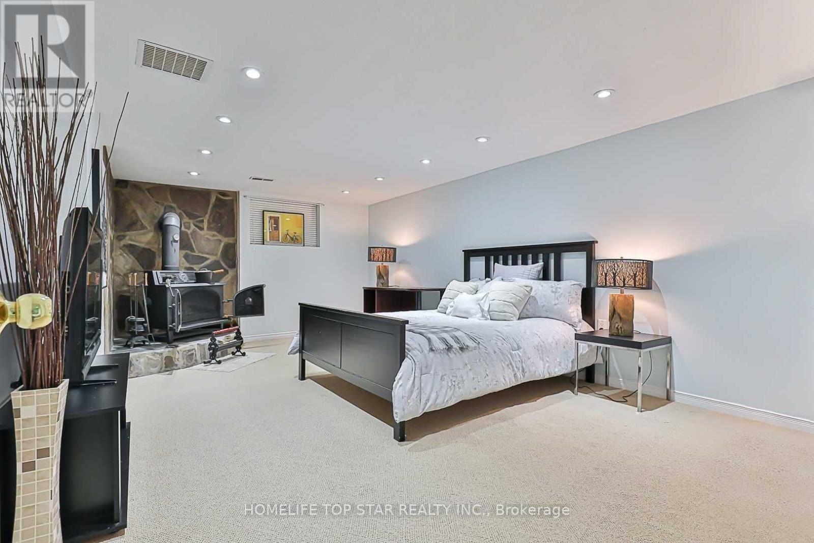 Basement - 209 Connaught Avenue, Toronto, Ontario  M2M 1H6 - Photo 4 - C12437267