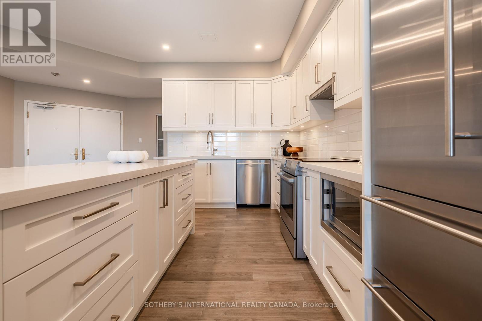 Ph 7 - 1001 Bay Street, Toronto, Ontario  M5S 3A6 - Photo 10 - C12437300