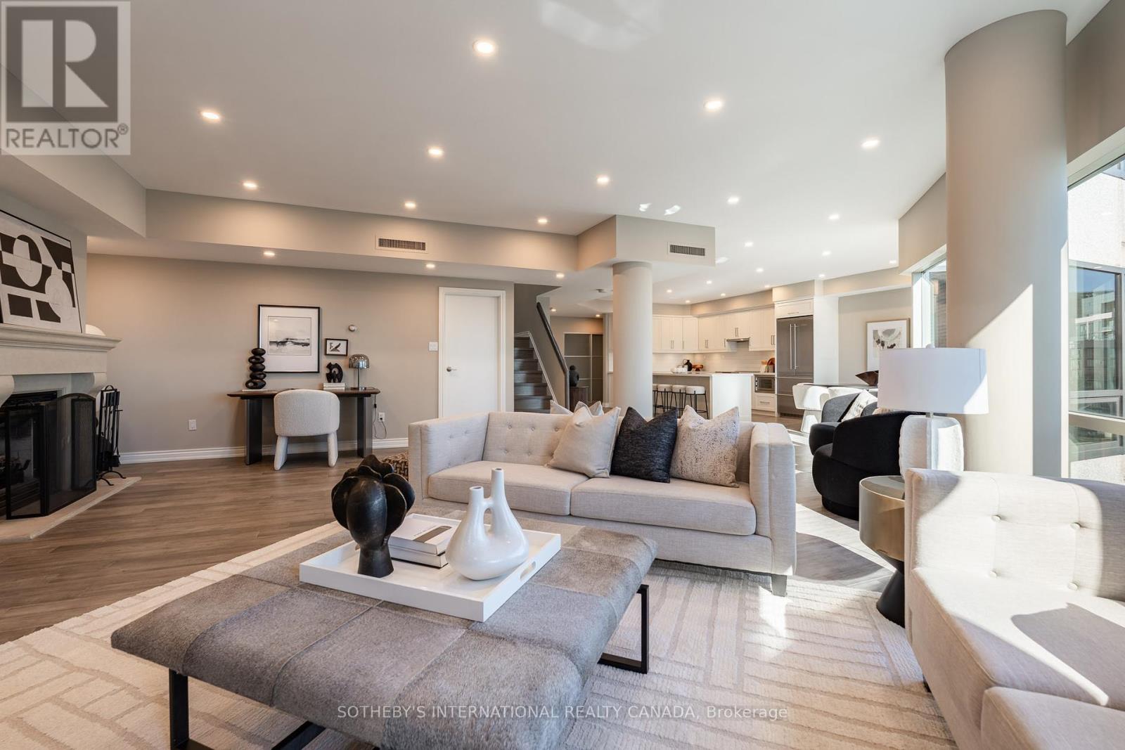 Ph 7 - 1001 Bay Street, Toronto, Ontario  M5S 3A6 - Photo 22 - C12437300