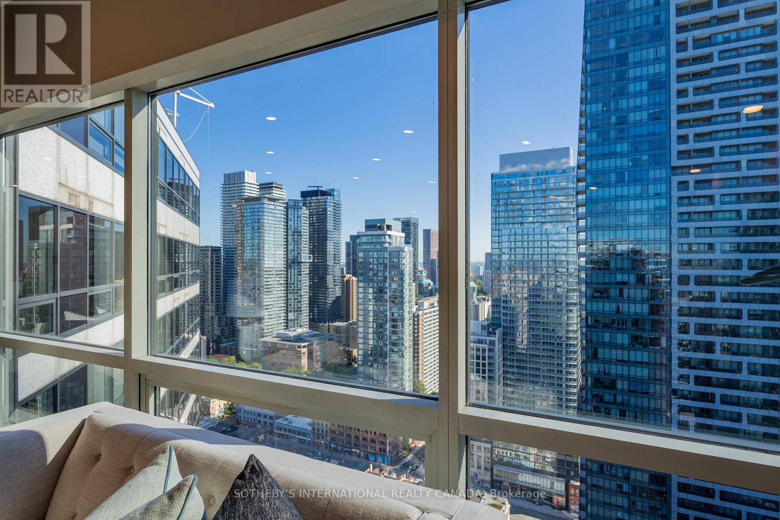 Ph 7 - 1001 Bay Street, Toronto, Ontario  M5S 3A6 - Photo 23 - C12437300