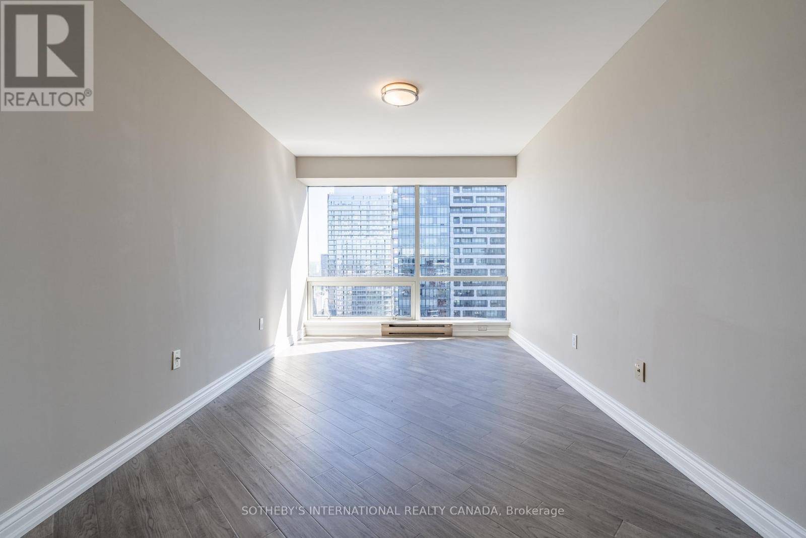 Ph 7 - 1001 Bay Street, Toronto, Ontario  M5S 3A6 - Photo 39 - C12437300