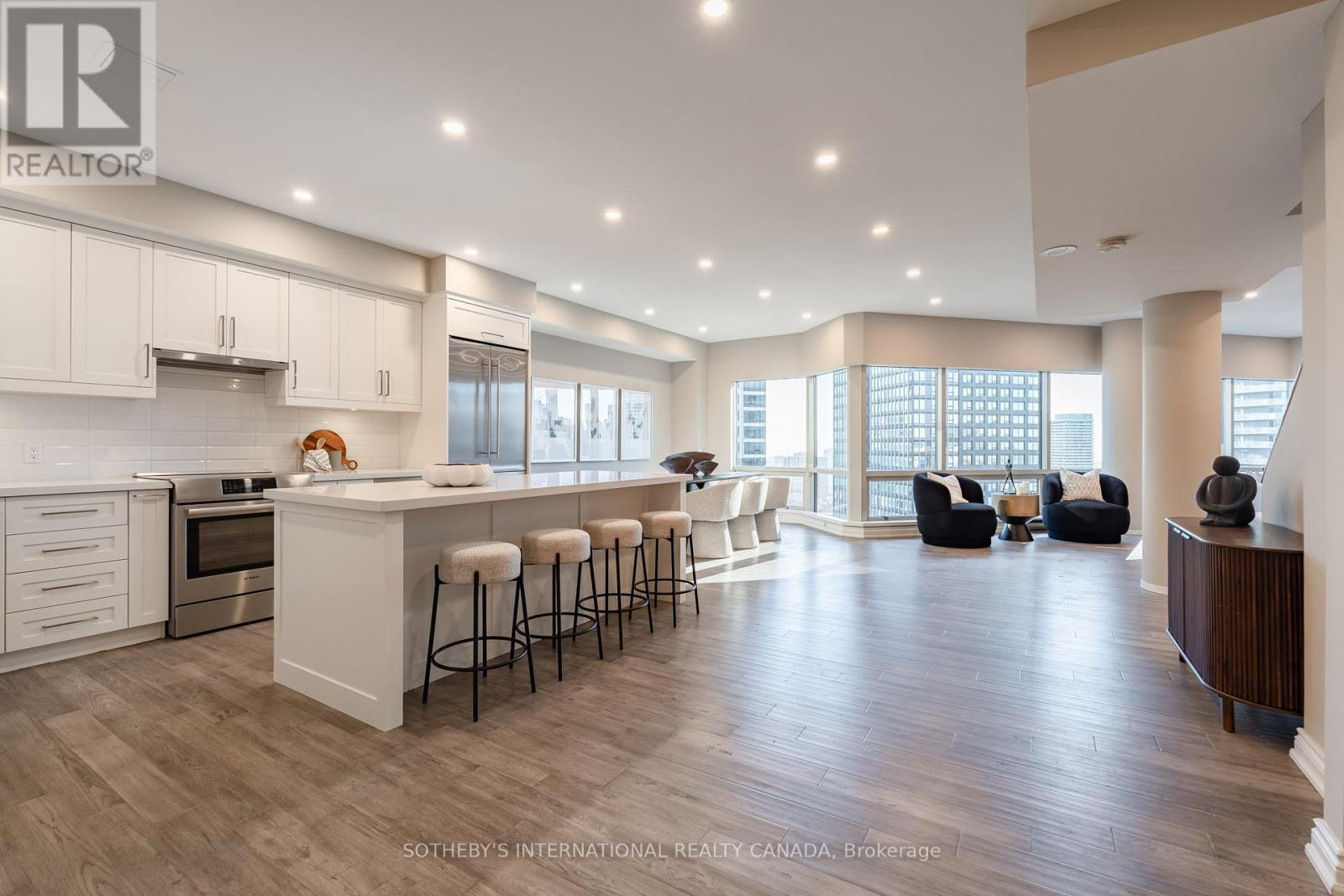 Ph 7 - 1001 Bay Street, Toronto, Ontario  M5S 3A6 - Photo 4 - C12437300