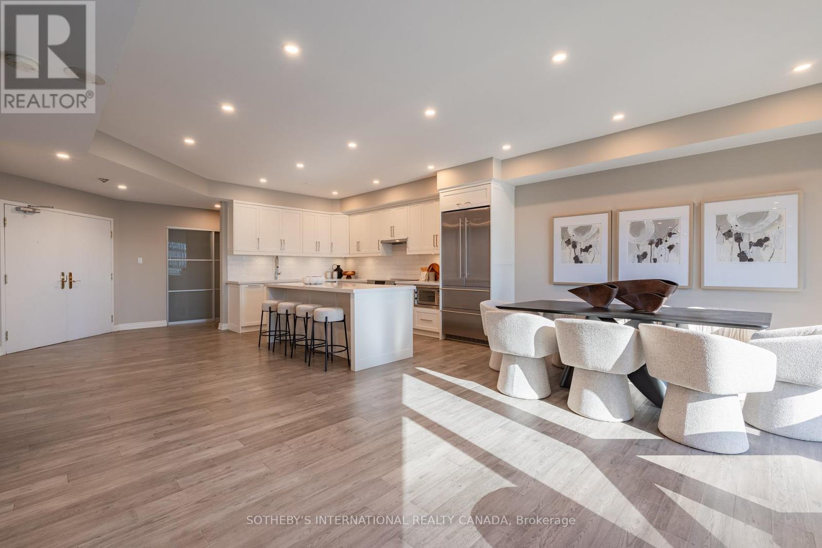 Ph 7 - 1001 Bay Street, Toronto, Ontario  M5S 3A6 - Photo 8 - C12437300
