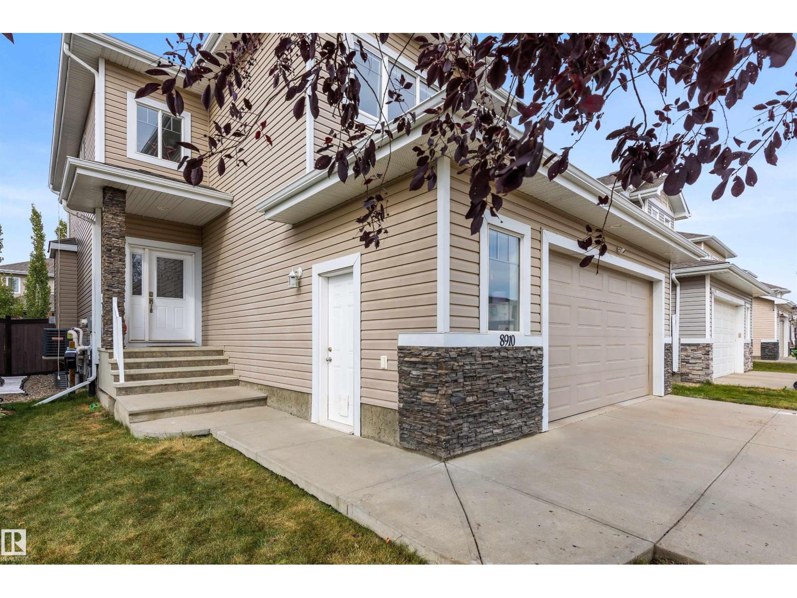8910 97 Av, Morinville, Alberta  T8R 2N7 - Photo 2 - E4460222