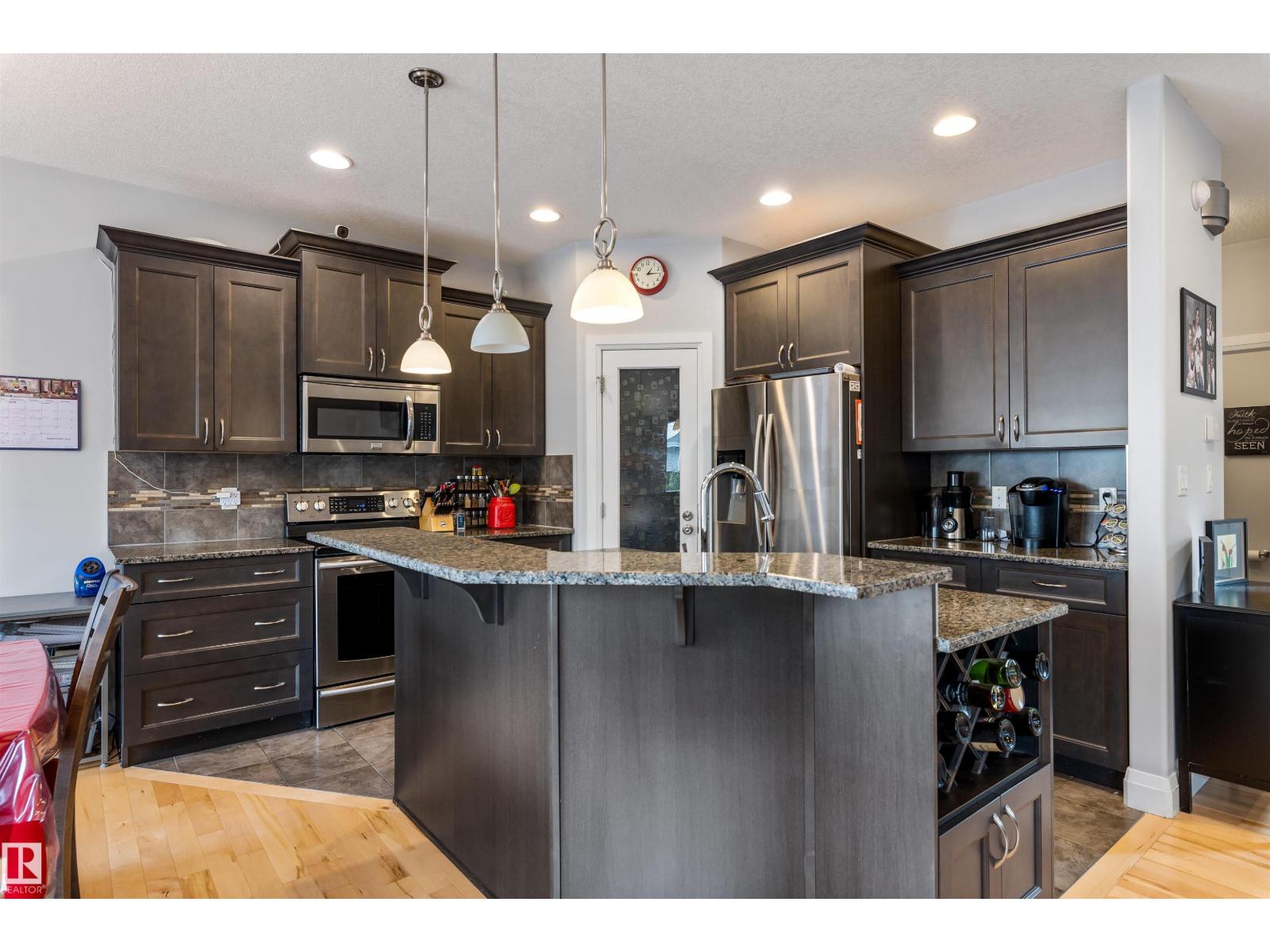 8910 97 Av, Morinville, Alberta  T8R 2N7 - Photo 8 - E4460222