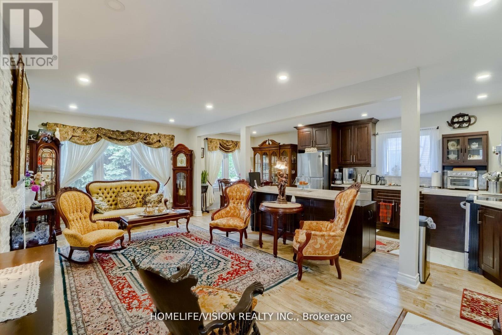 44 Armitage Drive, Toronto, Ontario  M1R 4Y1 - Photo 7 - E12437201
