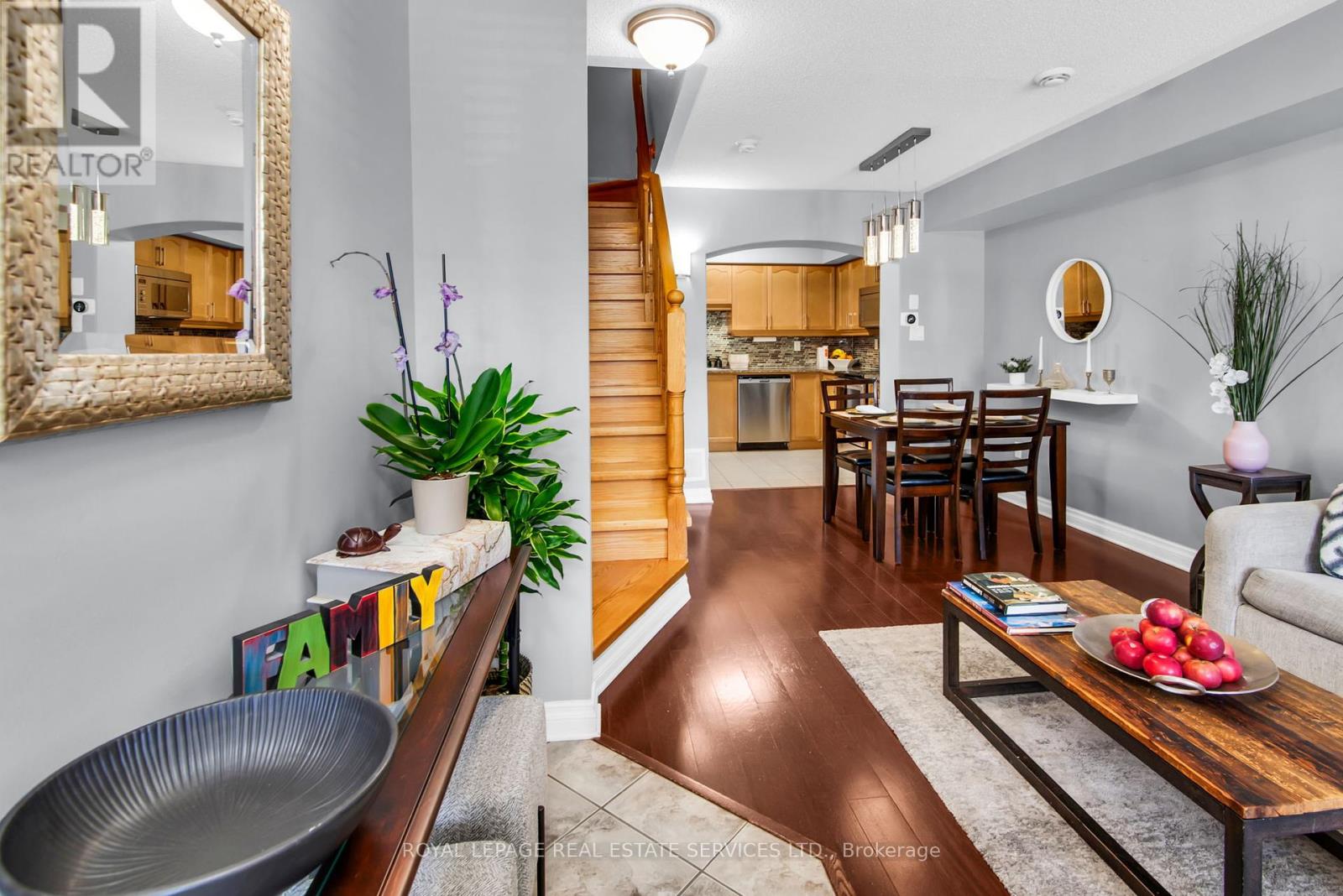 6 Tranter Trail, Toronto, Ontario  M1L 0G6 - Photo 4 - E12437232