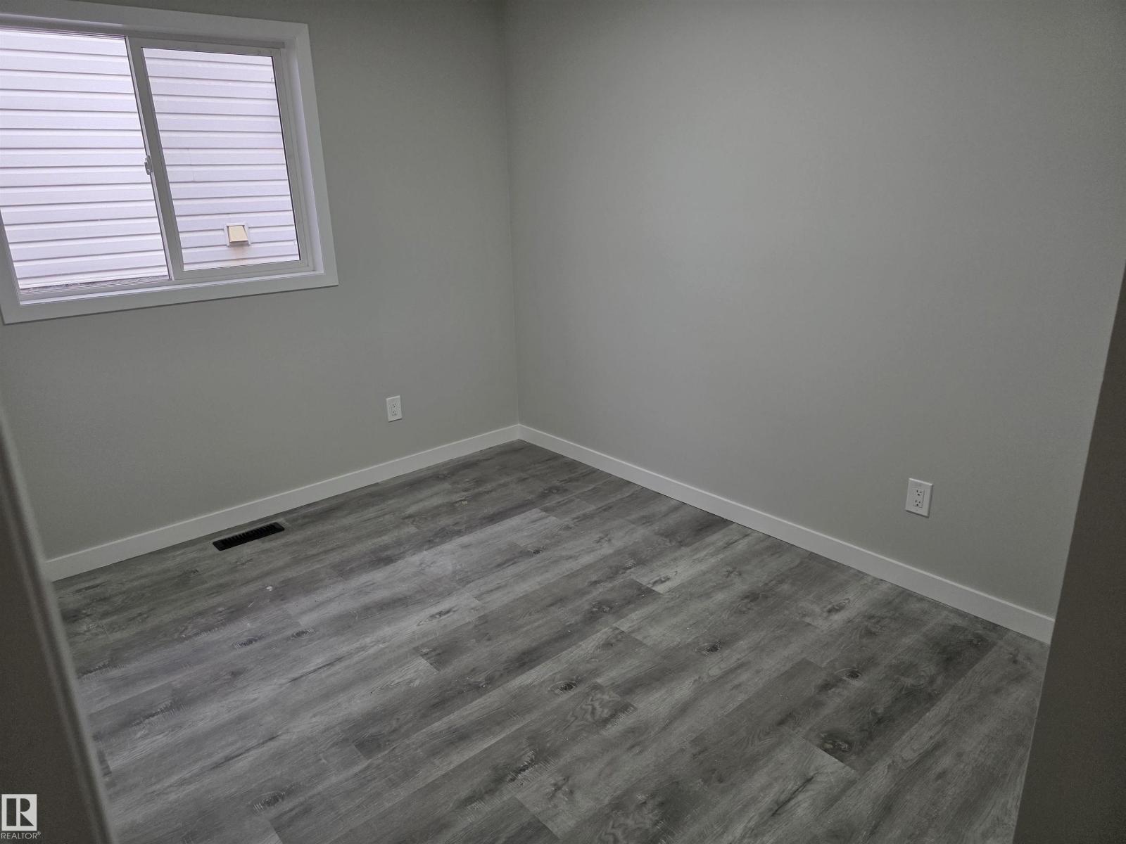 840 113a St Nw Nw, Edmonton, Alberta  T6J 6W4 - Photo 10 - E4460223