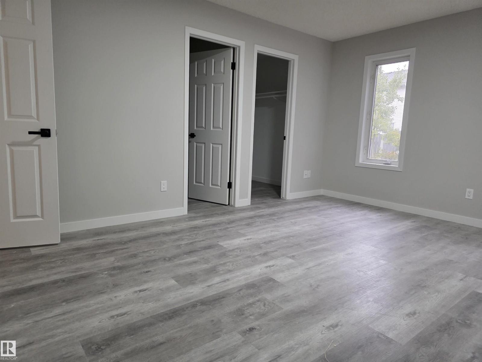 840 113a St Nw Nw, Edmonton, Alberta  T6J 6W4 - Photo 5 - E4460223